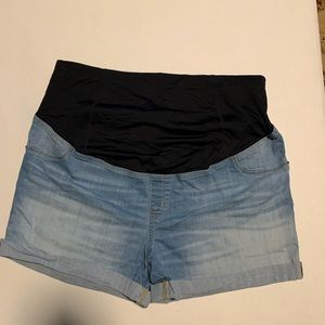 Isabel maternity size 18 Midi shorts